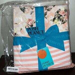 Posh Peanut Vintage Rose Pink Ruffled Luxe blanket 60”x60” BNIB